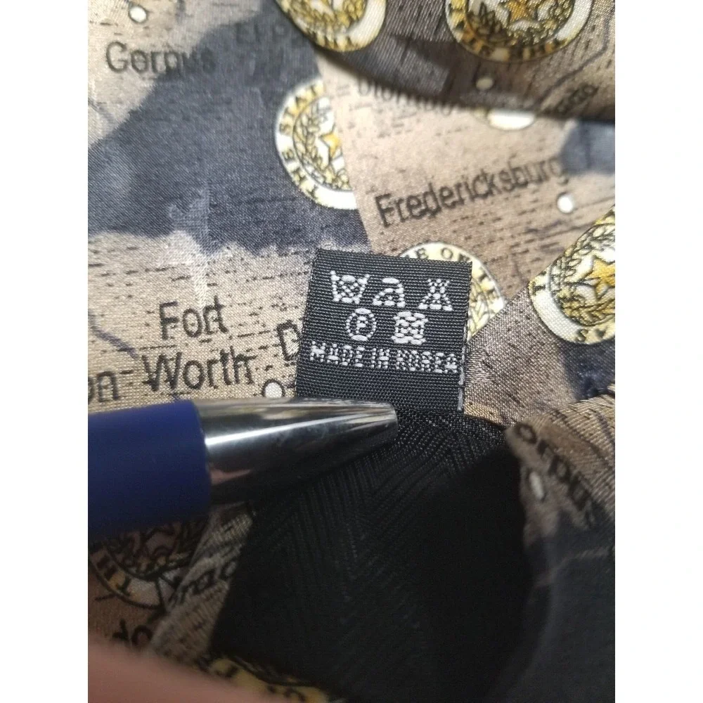 Tango by Max‎ Raab Americana Series - Texas City Map Brown Silk Tie